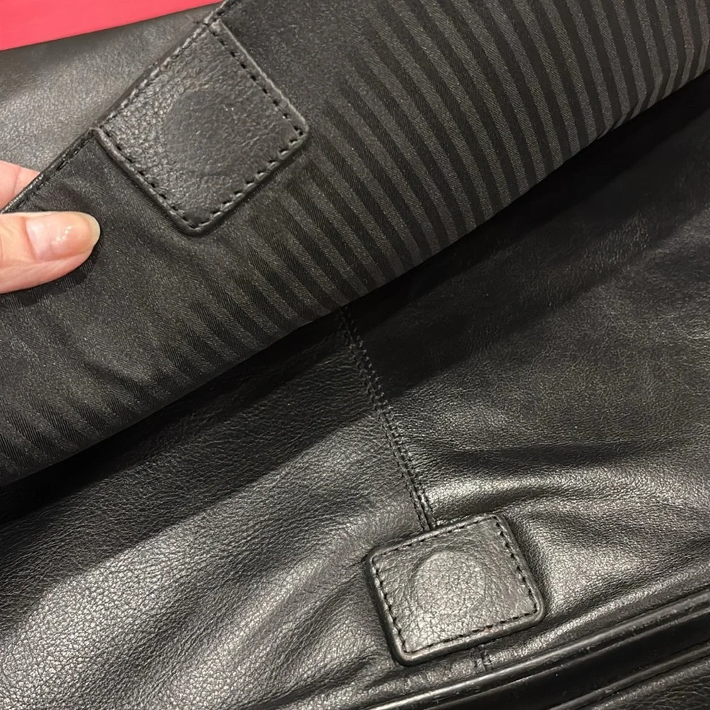 Latico Yellowstone Laptop Messenger Bag